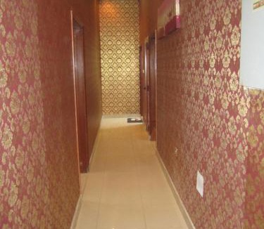 Al Hili Apartment | العين الهيلي مصباح بيت14