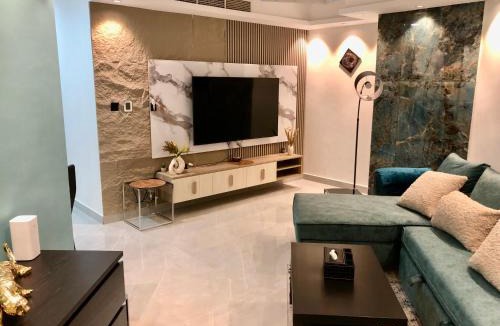 Jumeirah Lake Towers Apartment | Beautiful apartment in the heart of Dubai
