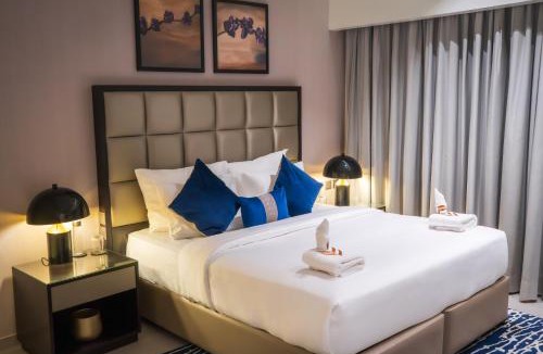 Downtown Dubai Apartment | Prime 1BR Downtown Dubai Mall Walk Burj Area