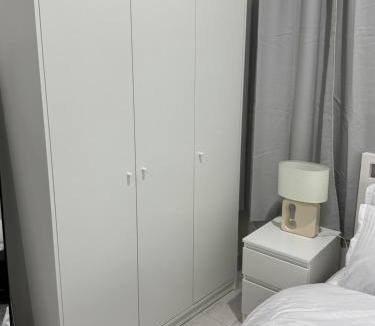 Abu Dhabi Apartment | استديوهات جوهرة الشامخه