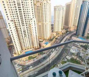 Dubai Marina Apartment | Luxury two bedrooms with Jbr and Marina view apartment