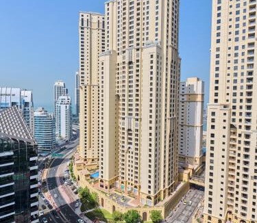 Dubai Marina Apartment | Luxury two bedrooms with Jbr and Marina view apartment