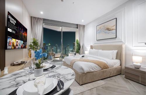 Downtown Dubai Apartment | Sky Studio 41st floor - Burj View & Padel