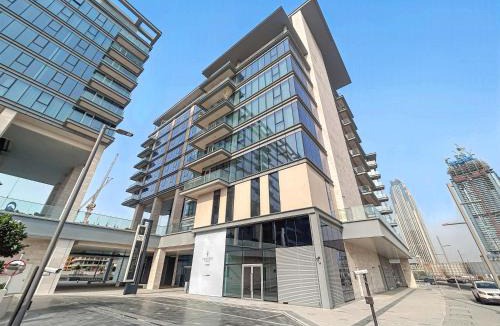 Al Safa Apartment | Parkside 2BR plus Maid Canal Front