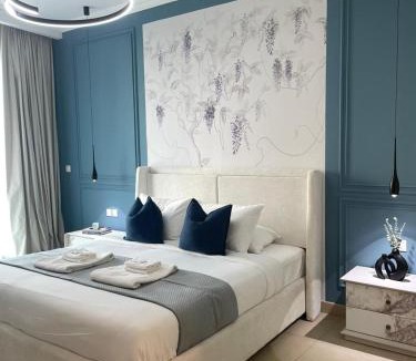 Madinat Zayed Apartment | Connected to Dubai Mall and Metro - Burj Vista T2