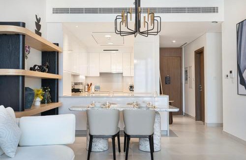 Trade Centre 1 Apartment | New Luxury Canalfront 2 Bedroom Apartment with Burj Views