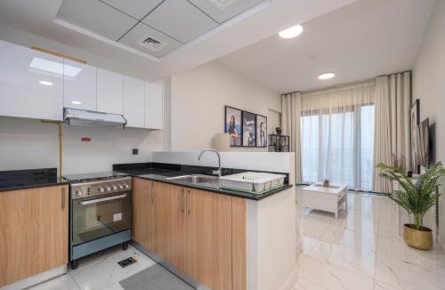 Jebel Ali Apartment | Stylish 1BR Just 3 Minutes Walk to Metro
