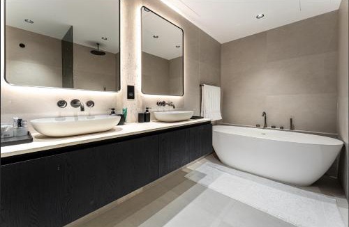 Downtown Dubai Apartment | Opera Grand Sky Luxurious 3-Bedroom Apartment in Downtown Dubai with Panoramic Burj Khalifa View