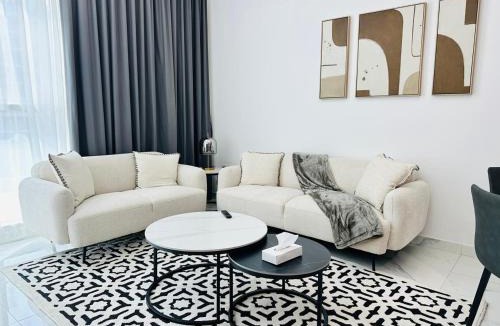Al Satwa Apartment | Modern 1 BR - Near Metro Stationa and Downtown