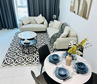 Al Satwa Apartment | Modern 1 BR - Near Metro Stationa and Downtown