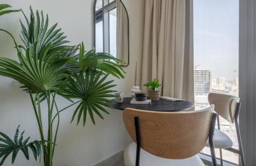 Jadaf Apartment | GuestReady - Sunny Retreat near Dubai Frame