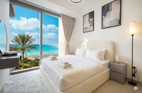 Dubai Marina Apartment | Emaar 52 42! Iconic Sea-View! Dubai Marina