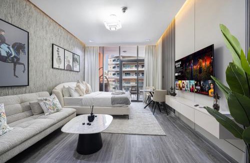 Dubai Apartment | Stylish Silicon Oasis Studio Near Mall & Airport