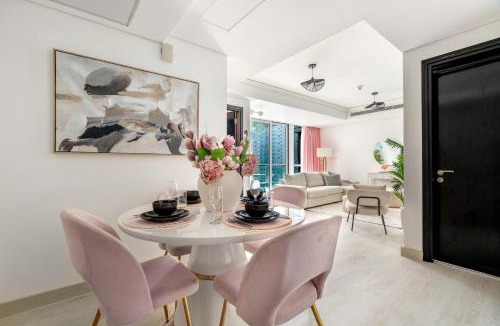 Jumeirah Lake Towers Apartment | Free housekeeping visits during your stay - StayShort - Stylish 2-Bedroom in JLT That Sleeps 6 Comfortably