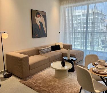 Al Satwa Apartment | Luxury Brand new 2BR nearby DIFC