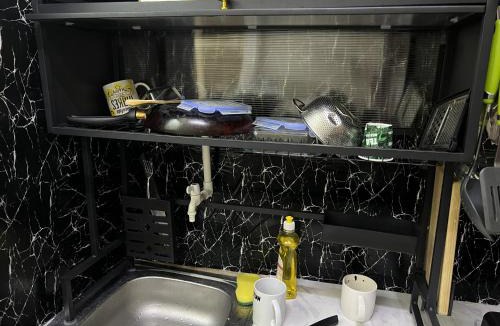 Jumeira 1 House | mixed room jumeirah 1, bed hostel dubai