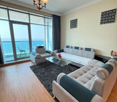 Rumailah Apartment | Full seaview luxury with gym,pool,jacuzzi,sauna,24x7 cafe,beach,restaurants,medical and more