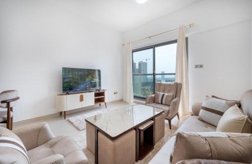 Jumeirah Village Circle Apartment | Quickstay holiday homes Contemporary 1BHK with Home Feel