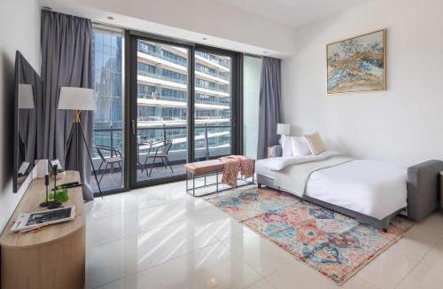 Dubai Marina Apartment | Frank Porter - Silverene