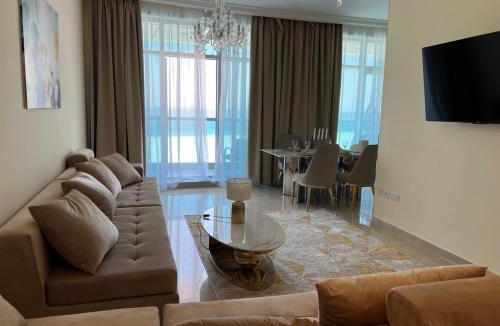 Rumailah Apartment | Beachfront Paradise - Ajman Corniche Residence