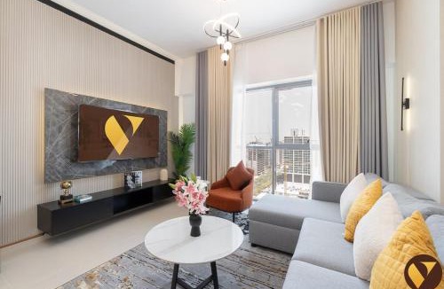 Jumeirah Village Circle Apartment | Vogue Vacation Homes, JVC Jeewar Tower near Circle Mall, One Bedroom Apartment with Balcony and City View, Access to all Amenities