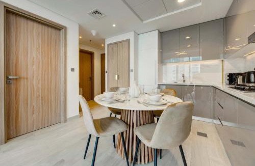Jadaf Apartment | TRPS - Farhad Azizi, Al Jaddaf - Premium 1BR, Furnished with Pool View
