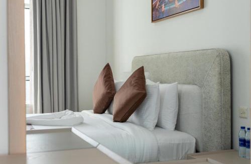 Jumeirah Lake Towers Apartment | Samaya Holiday Homes - Lake City Stunning Suits Lake View - Next to Metro