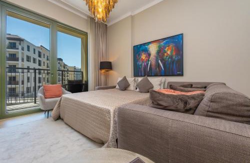 Dubai Apartment | Port de la Mer Luxury Sleeps 4Person
