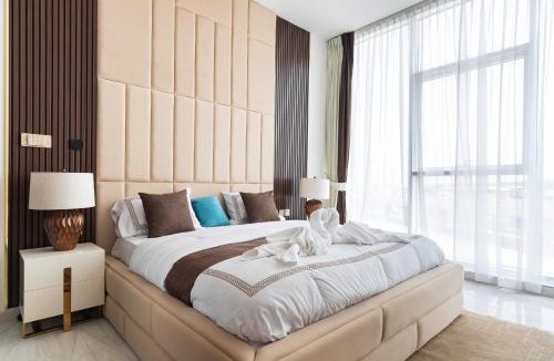 Dubai Apartment | Simply Comfort Vacation Homes Rental Luxury 3Br Apts with Private Pool in Gemz