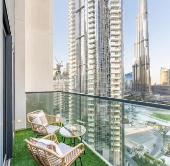 Downtown Dubai Apartment | Luxury 4BR with Hermes Touch & Burj Khalifa View