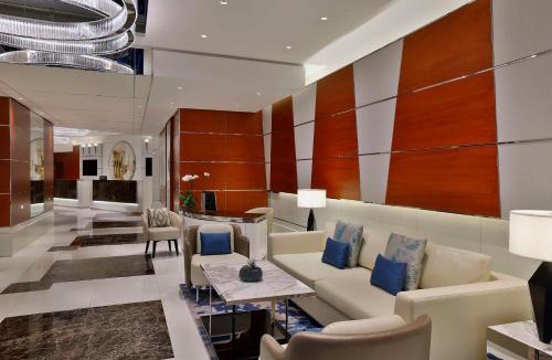 Jumeirah Beach Residence Hotel | Hilton Dubai The Walk