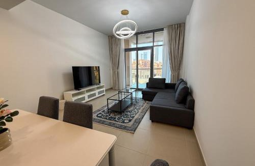 Downtown Dubai Apartment | Luxury 2bdr apartment with Burj views & resort amenities