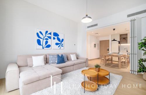 Dubai Apartment | LUX The Le Pont Sea View Suite