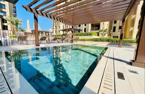 Umm Suqeim 3 Apartment | Beachside Calm 1BR - Pool, Gym & Stylish Retreat in Prime Dubai Spot