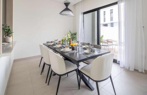 Dubai Villa | Frank Porter - Murooj Al Furjan West