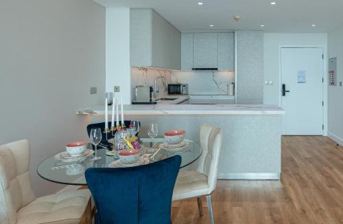 DIFC Apartment | Allsopp & Allsopp - Upgraded 1-Bedroom Apartment in Liberty House, DIFC