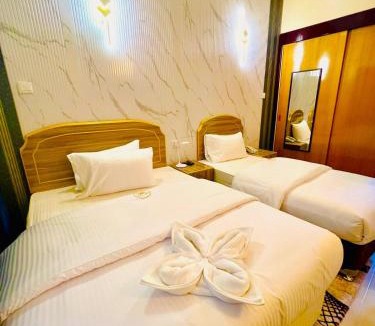 Al Sabkha Hotel | Galaxy Star Hotel