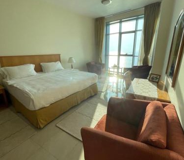 Rumailah Apartment | A charming offshore flat view