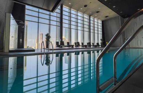 DIFC Apartment | Stunning Burj Khalifa & Downtown Views - Elegant 1BR in The Iconic Index Tower