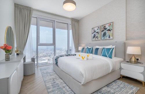 Bur Dubai Apartment | Vogue Vacation Homes, Al Wasl 1 Residences Near Zabeel Park and World Trade Centre, One Bedroom Apartment with Balcony and City View, Access to all Amenities, Walkable to Max Fashion Metro Station