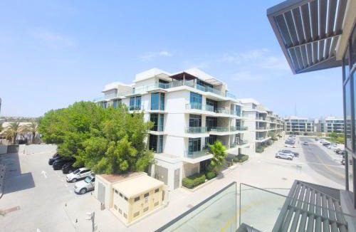 Nad Al Sheba Apartment | Blue Ocean Holiday Homes - Polo Residence C1