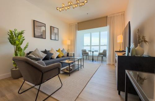 Al Sufouh 2 Apartment | Elite Residence - Modern 1BR Apartment with Full Sea View