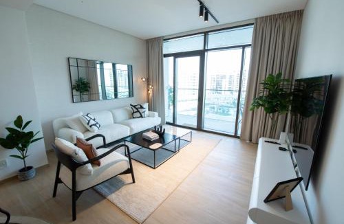 Dubai Apartment | The Palace 405 I Luxury 2BD I Dubai Creek Harbour