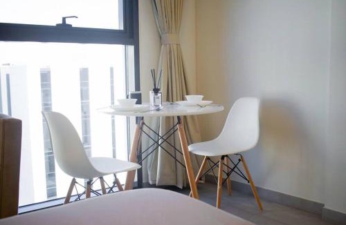 Sharjah Apartment | 45 Mins drive to Dubai Marina and The Beach at JBR