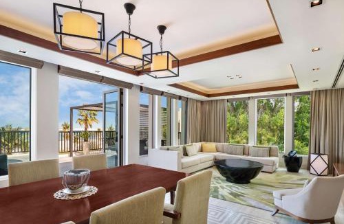 Jebel Ali Resort | JA Palm Tree Court, Dubai