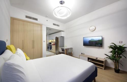 Jebel Ali Apartment | Aura Azizi - Downtown Jabel Ali by Golden Casa