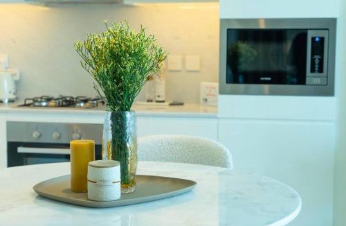 Dubai Apartment | The Palace 405 I Luxury 2BD I Dubai Creek Harbour