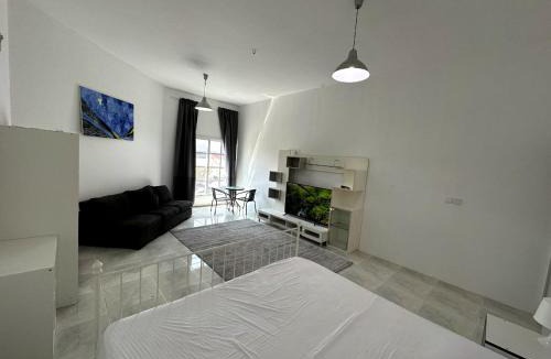 Jumeira 3 House | Nice Rooms for Rent in Compound Housing near Burj Alarab Dubai Villa 125