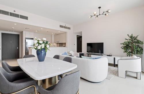 Dubai Apartment | Wonderful 2BR With Balcony - Dubai creek Harbour
