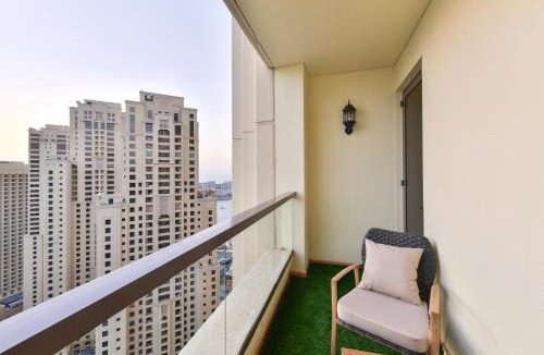 Jumeirah Beach Residence Apartment | Luxury JBR - Marina View - Beach Resorts Neighbourhood